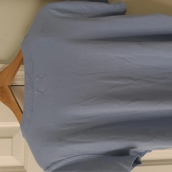 Chaps Blue Short Sleeve Tee V-Neck - Picture 3 of 3